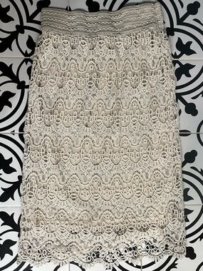 Ultra Pink Cream Crochet Lace Pencil Skirt